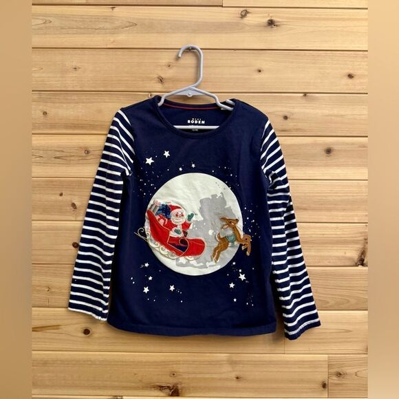 Mini Boden Size 7/8 Christmas Santa Sleigh Reindeer Long Sleeve Tee Unisex - Picture 1 of 9